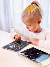 Škrabací-notes-dievčatko