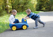 Veľký-kamión-Beleduc-ťahajú-sa