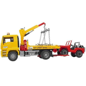 Nákladné auto MAN odťah a Jeep
