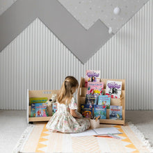 Drevený_ stojan_na_knihy