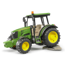 Traktor John Deere 5115M Farmer 5