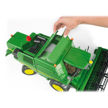 Kombajn John Deere T670i 14