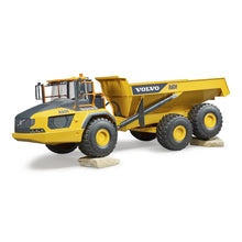 Kĺbový Dumper Volvo A60H v mierke 1:16 7