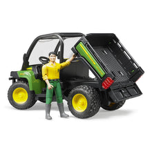 John Deere Gator s vodičom 2