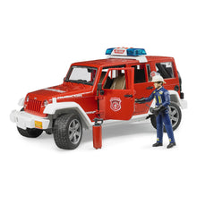 Červený požiarny JEEP WRANGLER s figúrkou a príslušenstvom 3