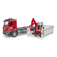 Mercedes Benz Arocs kontajner s minibagrom 3