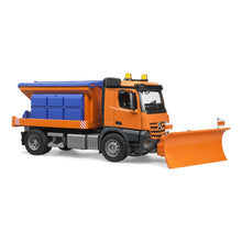 Mercedes Benz AROCS s radlicou na sneh 5