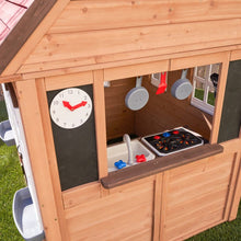 Drevený cédrový domček pre deti na záhradu