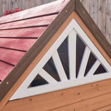 Drevený cédrový domček pre deti na záhradu