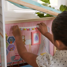 Magnetický-domček-pre-bábiky-dievčatko-s-magnetmi