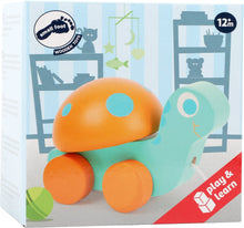 Drevená korytnačka so šnúrkou