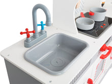 Moderná drevená kuchyňa