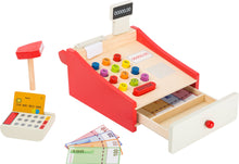 Drevená pokladnica s pokladničným blokom