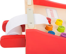 Drevená pokladnica s pokladničným blokom