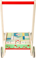 Drevené chodítko s kockami