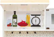 Veľká drevená kuchynka s modulárnym systémom  