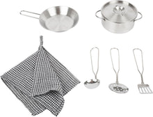 Veľká drevená kuchynka s modulárnym systémom 