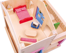 Domček s balkónom pre bábiku