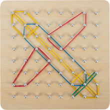Drevený geoboard