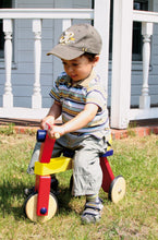 Drevená odrážacia trojkolka