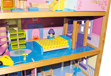 Poschodový domček pre bábiky s podkrovím