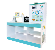 Drevený-doktorský-stolík 