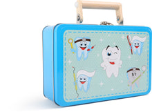 Súprava starostlivosť o zuby v drevenom kufríku