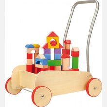 Drevené chodítko s kockami