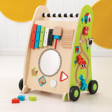 Drevené detské chodítko 