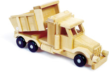 Vyklápacie autíčko drevené