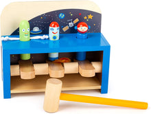 Kladivková lavička "Vesmír"