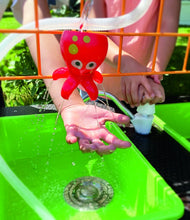 Hra s vodou experimenty