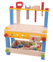 Môj prvý pracovný stôl