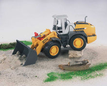 Čelný nakladač LIEBHERR L574 4