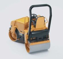 Vibračny valec CATERPILLAR 4