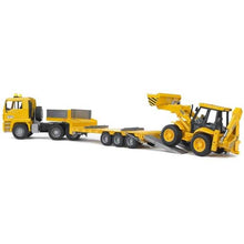 Nákladné auto MAN náves a traktor JCB 4