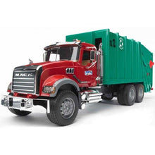 Nákladné auto MACK Granit smetiar zelený