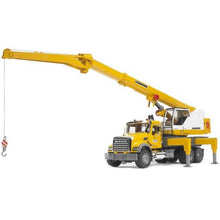 Nákladné auto MACK Granit žeriav LIEBHERR 2