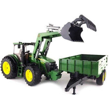 Traktor JOHN DEERE 7930 s vlečkou 2