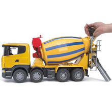 Nákladné auto SCANIA domiešavač 2