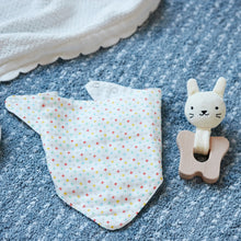 Súprava hryzátka a podbradníka králiček 5