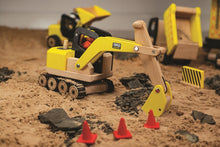 Drevený bager s lyžicou 4