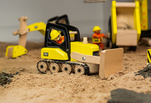 Drevený bager s lyžicou 3