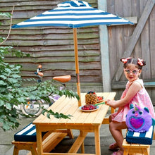 Detský piknikový stôl so slnečníkom