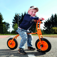 Odrážadlo s pedálmi 4 +