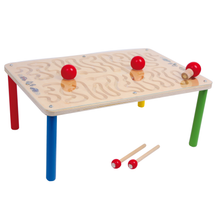 Stolová hra s magnetmi