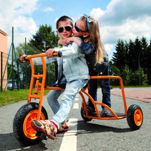 Trojkolka pred dvoch s plošinou